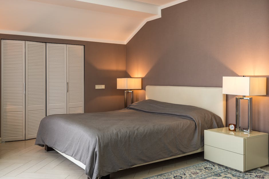 Grau Schlafzimmer mit Farbe harmonisieren