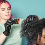 Fettige Haare färben - Tipps und Tricks